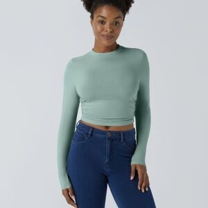NWT Halara shirt